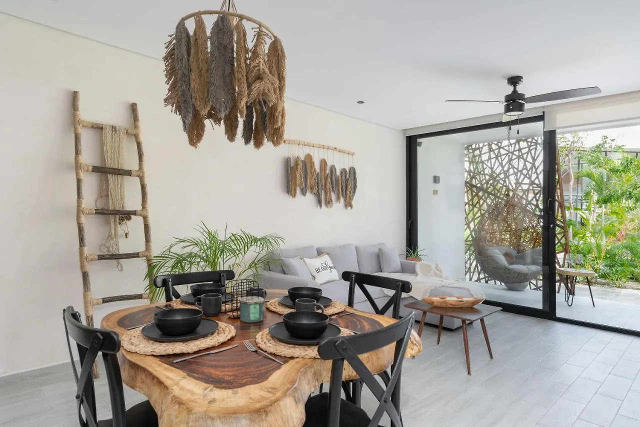 Ferienwohnung Tulum Retreat With Private Patio Tub & 2 Free Bikes