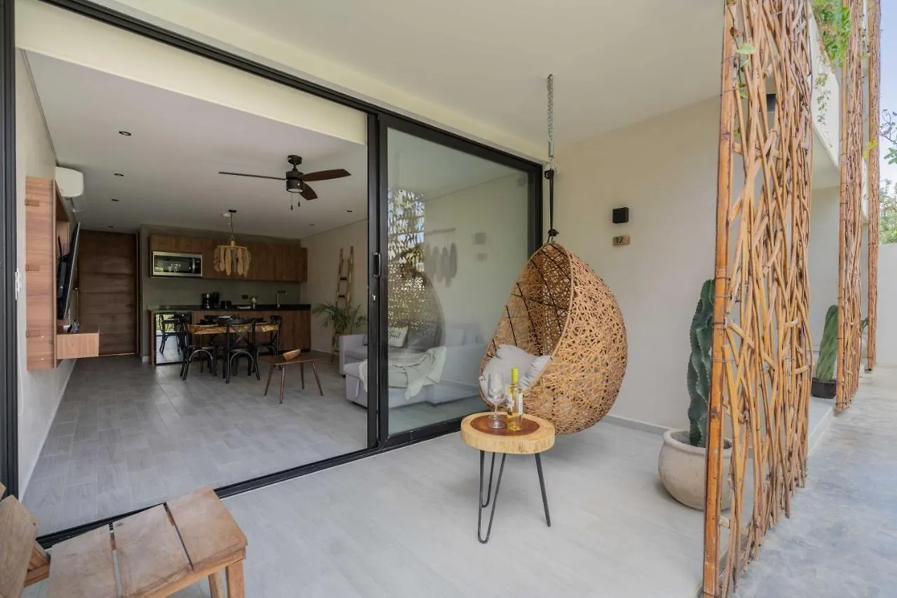 Ferienwohnung Tulum Retreat With Private Patio Tub & 2 Free Bikes Apartment